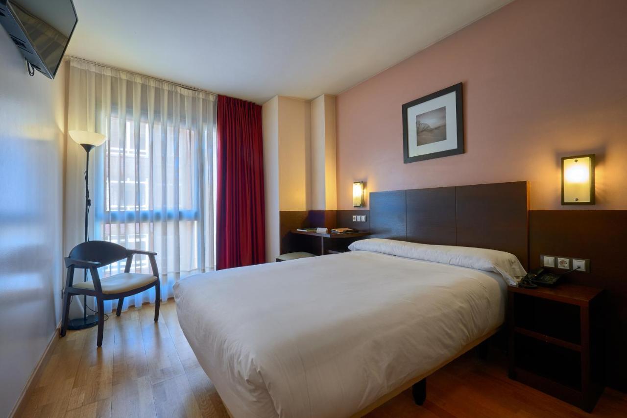 Hotel Castro Real Oviedo Dış mekan fotoğraf